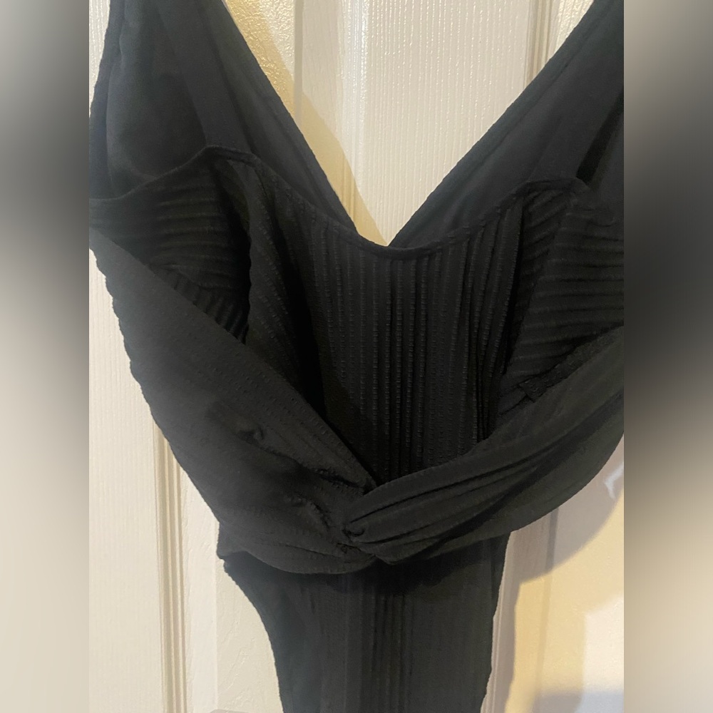 Black Ribbed & Ruched One-Piece Swimsuit - Picture 7 of 9